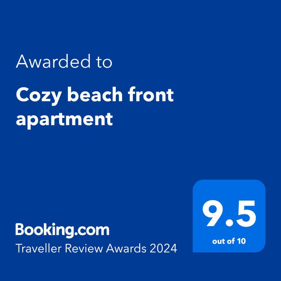 Cozy Beach Front *